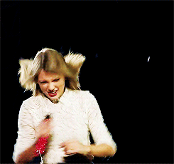giphy (3)